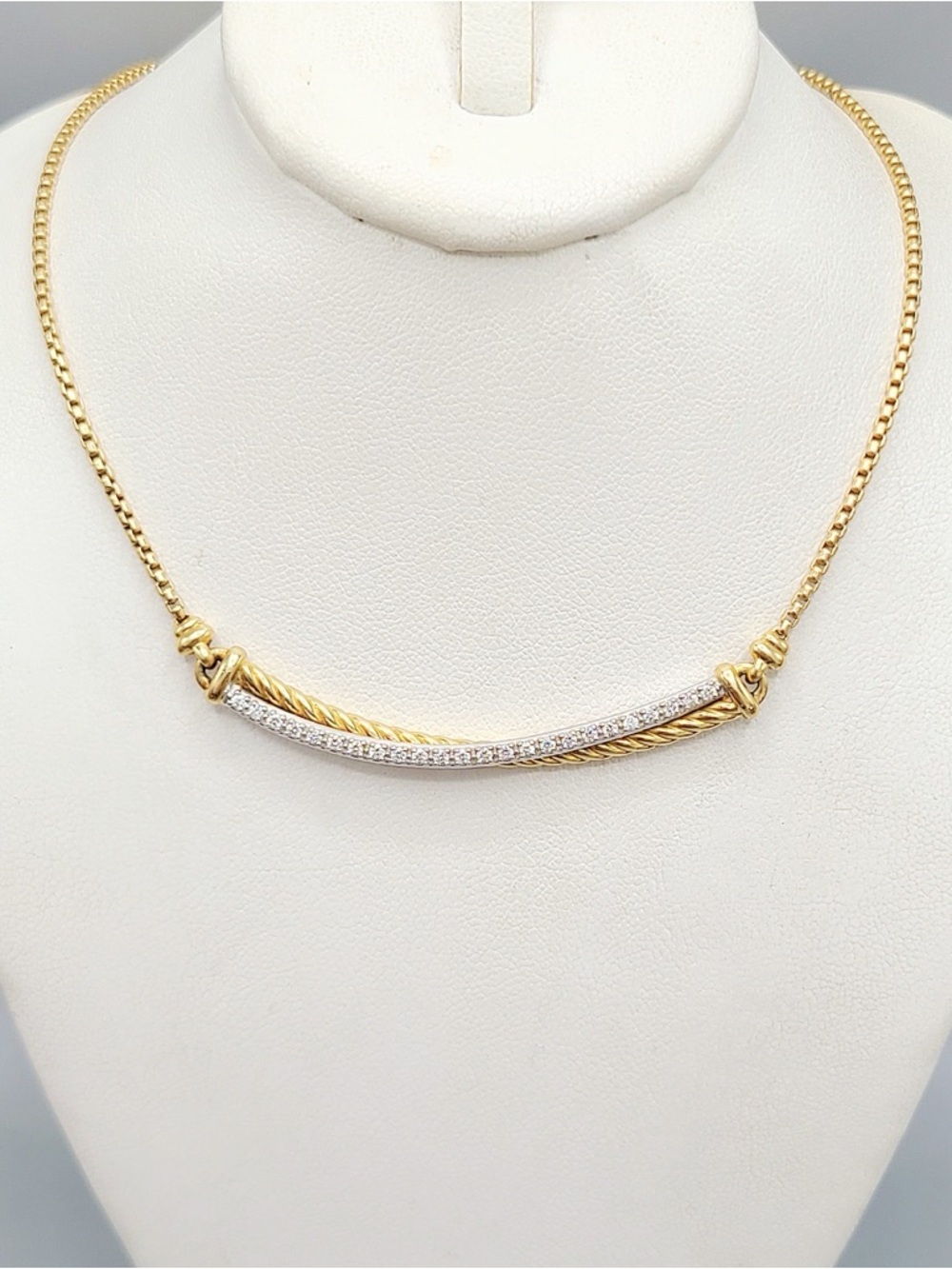 David Yurman Crossover Diamond Bar Necklace in 18k gold